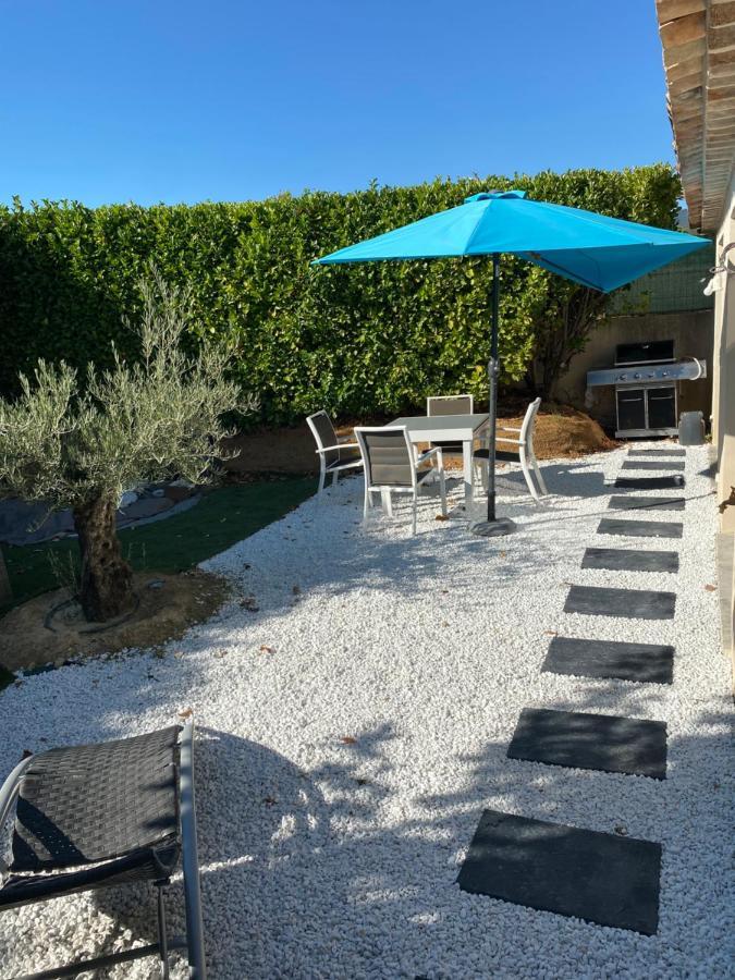 Petit Nid Douillet En Luberon Avec Spa Ansouis Exteriör bild